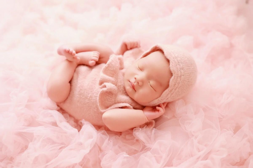 广东宝宝几个月可以抬头 广东宝宝几个月可以抬头